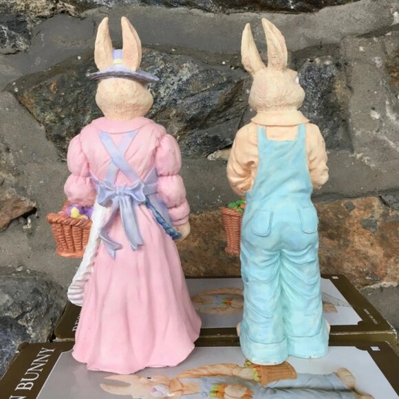 Vintage Set of 2 Peter Rabbit Mrs Rabbit Resin Easter Bunny Figures Figurines - Picture 5 of 5